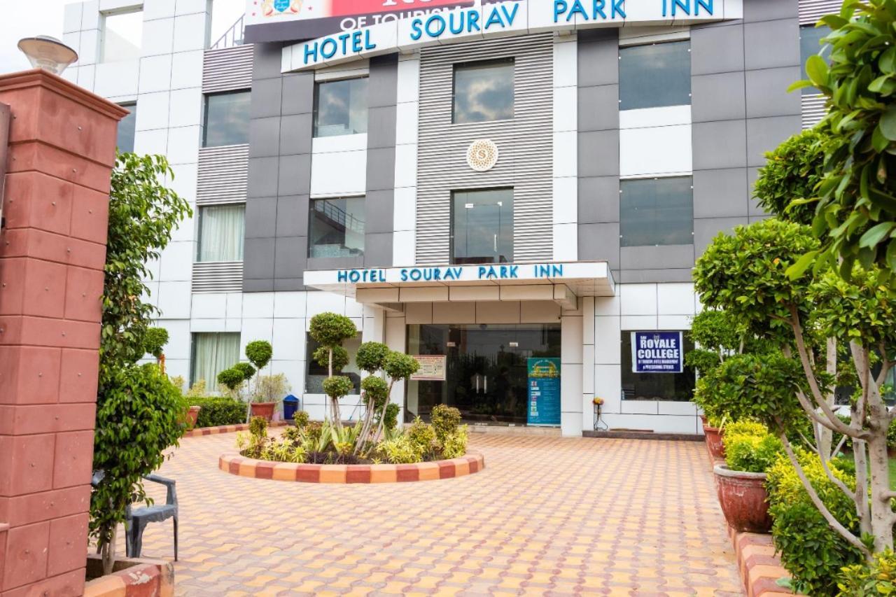 Sourav Park Inn Agra  Esterno foto